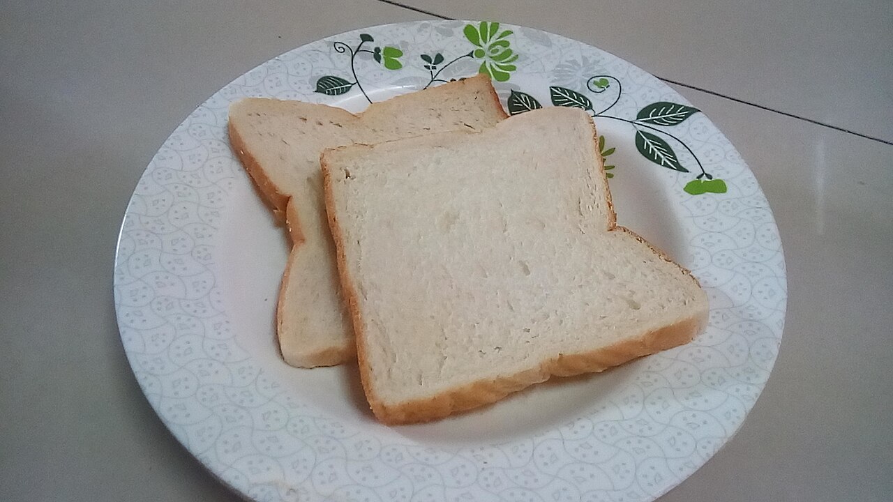 Rebanadas de pan blanco de caja