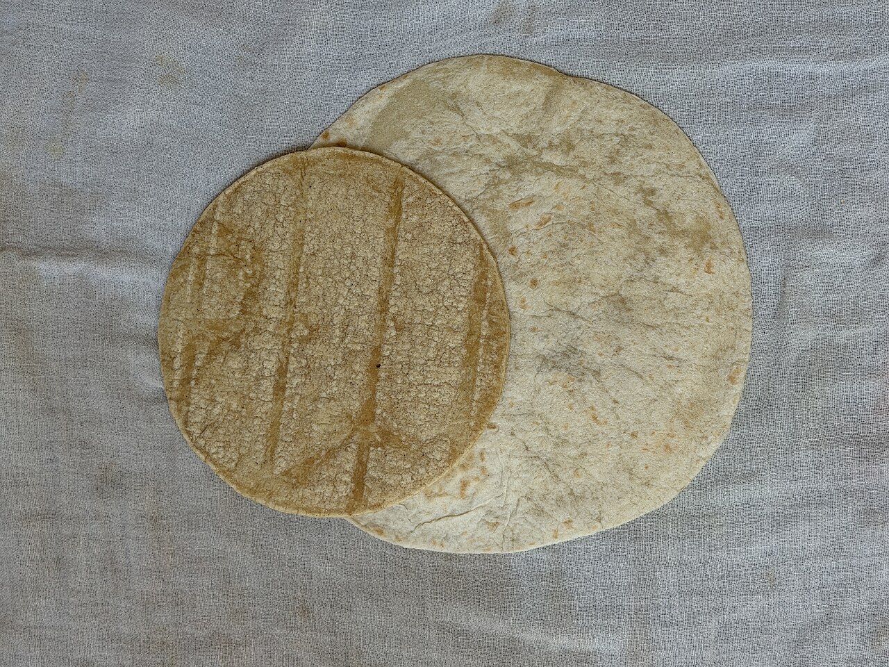 Tortilla de maíz y tortilla de harina